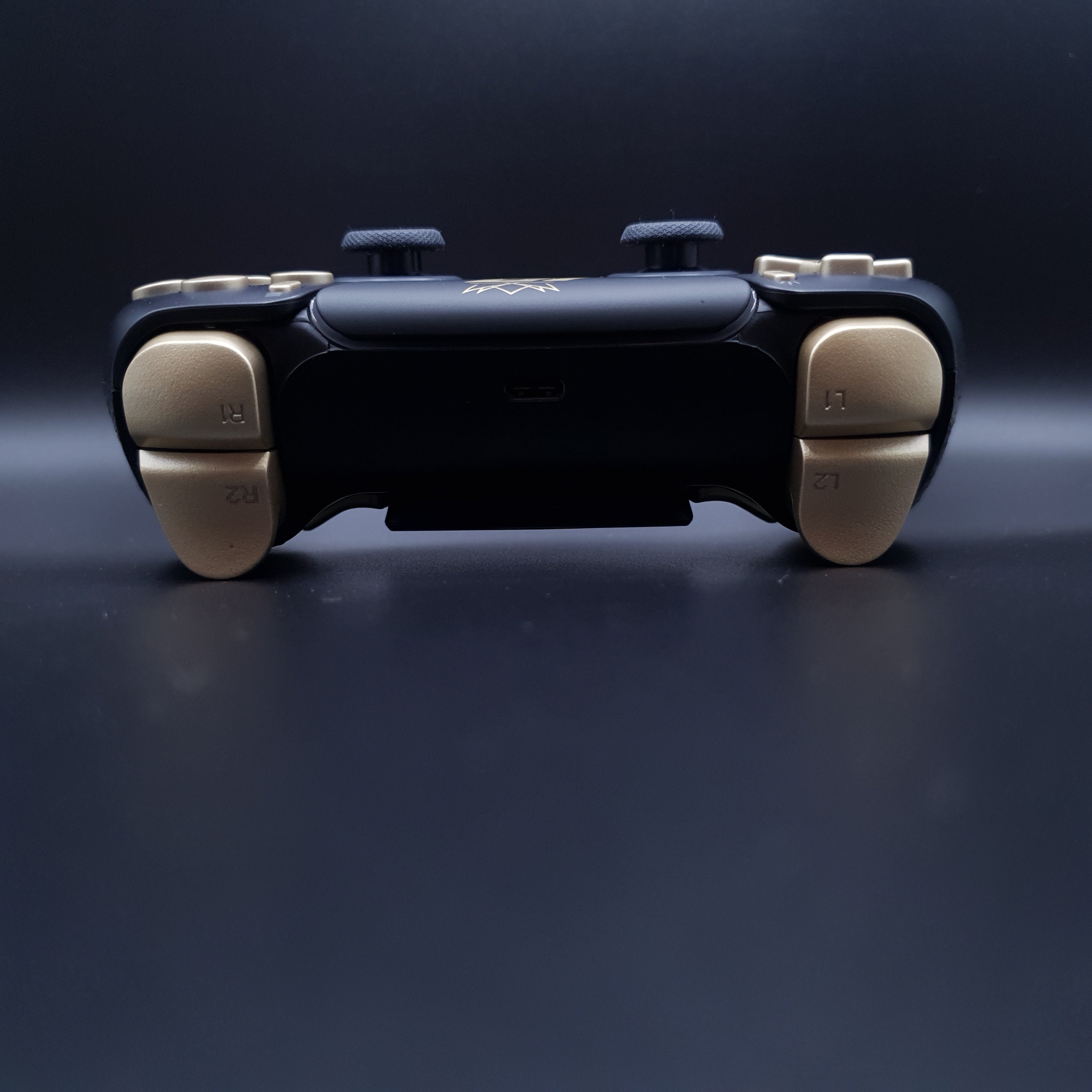 Incentive Arise Official PlayStation 5 Controller GOAT Customs